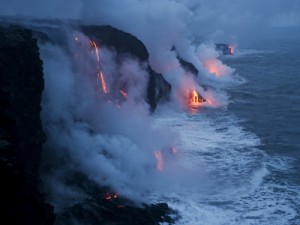 lava-flows-into-the-ocean-hawaii-volcanoes-national-park-hawaii-allposters